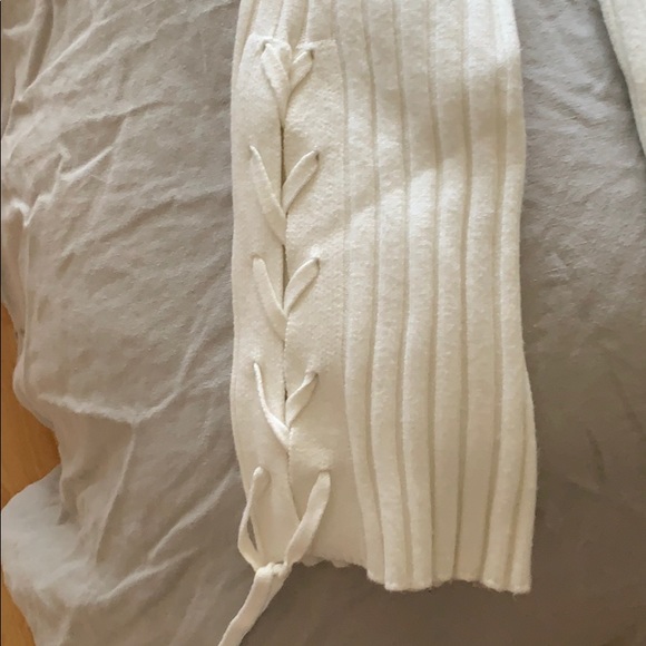 Sweater - Picture 2 of 2